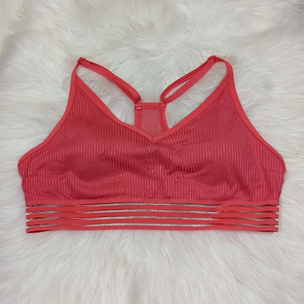 VS Victoria's Secret Sport Coral Sports Bra w removable padding // Size L